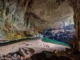 Phong Nha Trekking 2 Days Hang En Cave